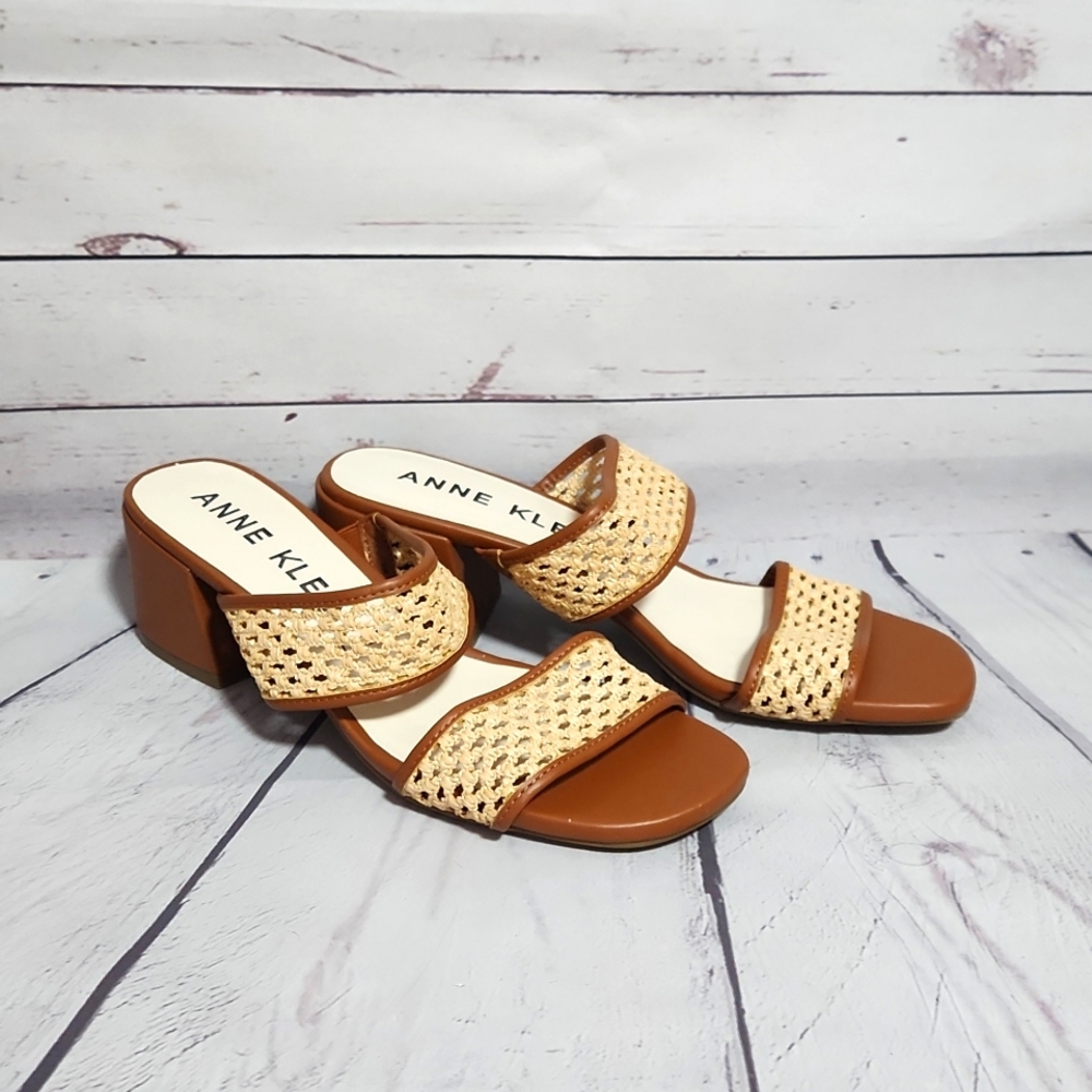 Anne Kline iflex sandals